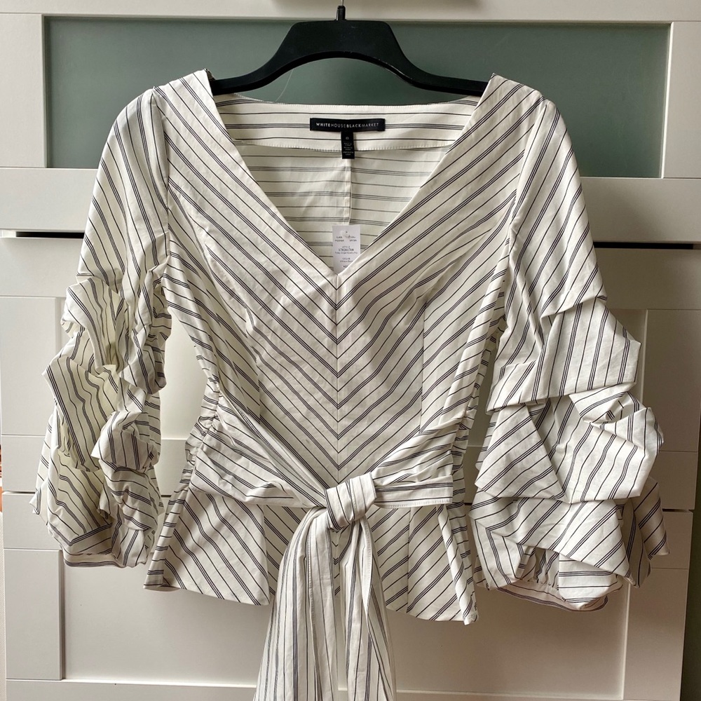 NWT White & black ruffle sleeve top